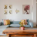 Benedetti: Building In The Historic Center Of Cartagena