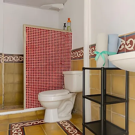 Benedetti: Building In The Historic Center Of Apartamento *