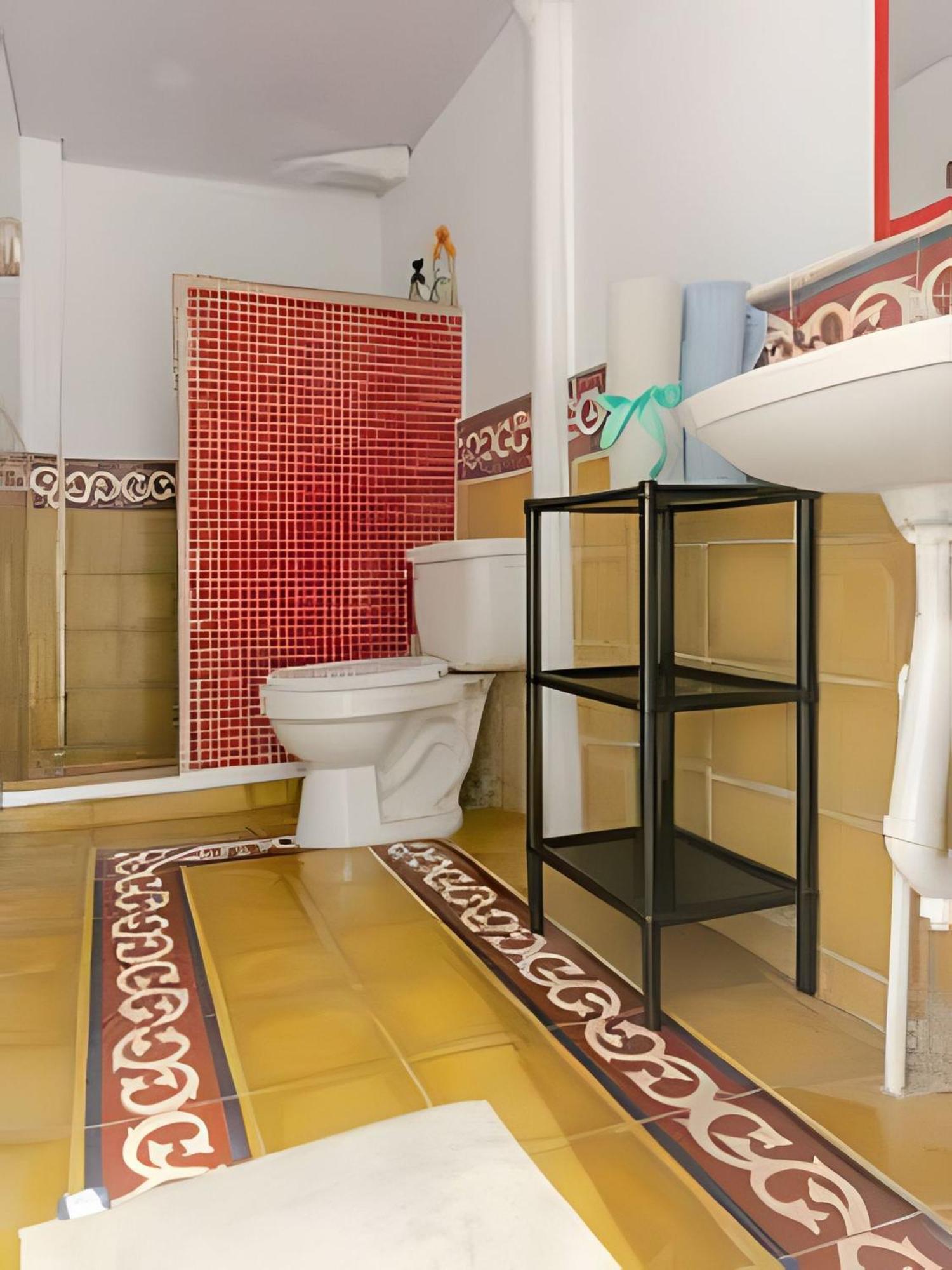 Benedetti: Building In The Historic Center Of Apartamento Cartagena