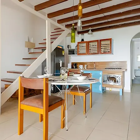 Apartment Benedetti: Building In The Historic Center Of Cartagena